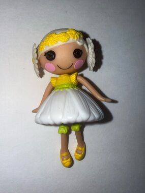 Mini Lalaloopsy Doll Happy Daisy Crown- 3”- Flower Crown, Cute